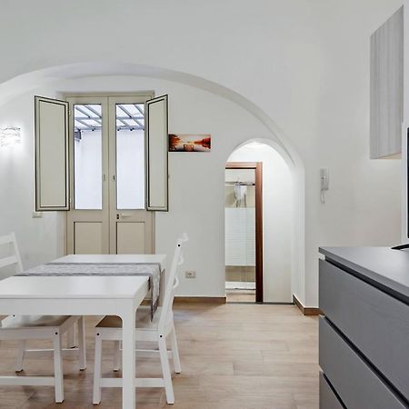 Trinita' 57 Apartments By Wonderful Italy Catania Exterior photo
